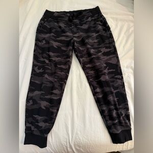 Athleta Women’s Camo Joggers